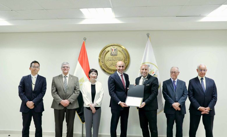 وزير التعليم وجايكا يكرّمان 16 مدربا من دفعة التوكاتسو الرابعة ويؤكدان التوسع في المدارس اليابانية بمصر