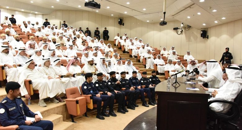 وزير الداخلية التقى مسؤولي الحسينيات: مدارس مؤمنة بأعلى معايير السلامة لإقامة الشعائر