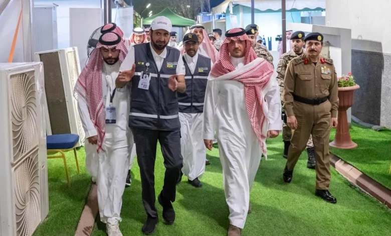 وزير الداخلية السعودي يؤكد أهمية الحفاظ على أمن وسلامة الحجاج