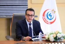 وزير الصحة يطمئن المواطنين: تشجيع استثمار القطاع الخاص تكامل لا تعارض.. ودور الدولة لن يتراجع