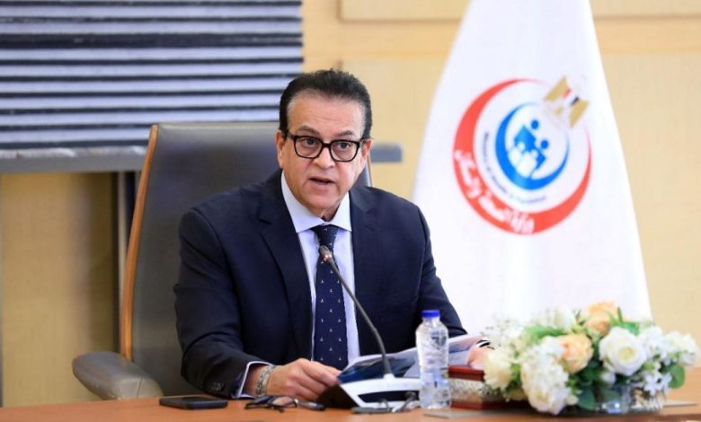 وزير الصحة يطمئن المواطنين: تشجيع استثمار القطاع الخاص تكامل لا تعارض.. ودور الدولة لن يتراجع