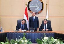 وزير الصناعة والنقل يشهد توقيع اتفاقية لتنظيم خدمات النقل البري