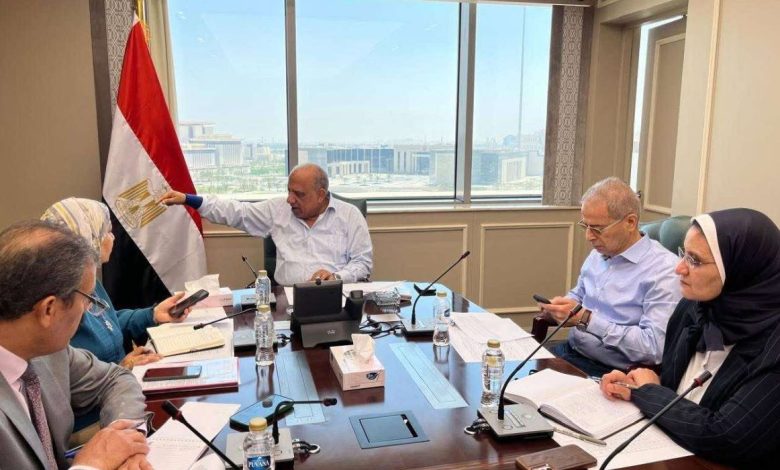 وزير الكهرباء يوجه برفع درجة الاستعداد لتأمين الشبكة وضمان استقرار التغذية