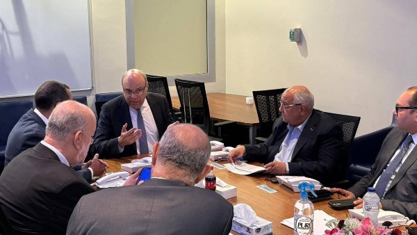 تأخيرات محدودة في بعض رحلات الطيران بسبب عطل الإنترنت