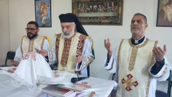 الأنبا باسيليوس يفتتح الندوة التكوينية الثانية لخدام الإيبارشيّة