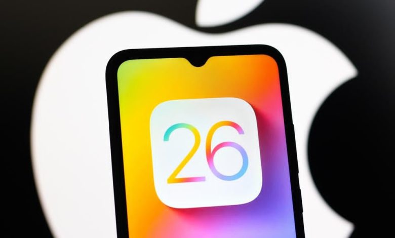 آبل تخفف تأثير الزجاج السائل في iOS26 استجابة لملاحظات المستخدمين