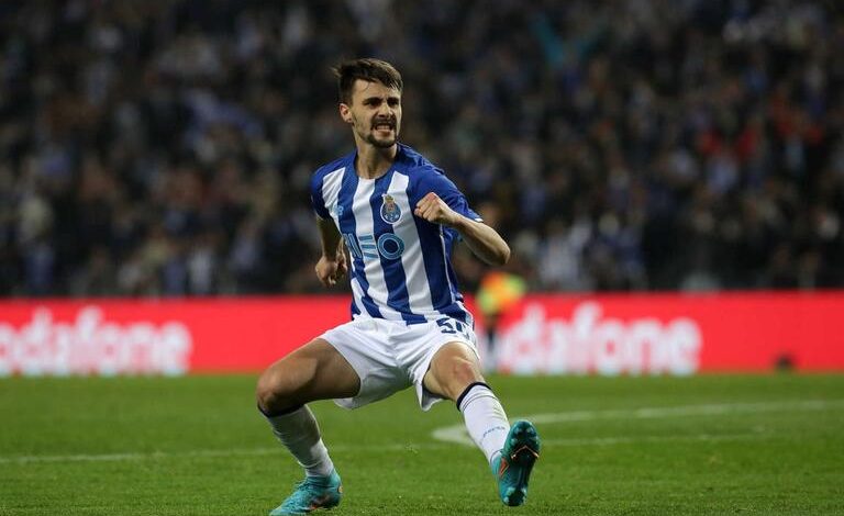 أرسنال يشترط 20 مليون يورو لرحيل لاعبه
