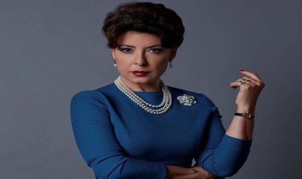 أنوشكا تهاجم مشاركة البلوغرز في الأعمال الفنية