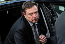 إيلون ماسك لم يؤسس Tesla، لكنه أقنعنا بذلك!