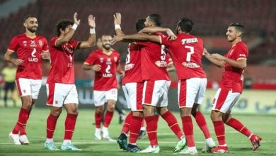الأهلي المصري يعزز تشكيلته بمحمد شكري