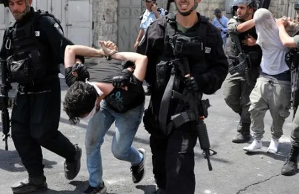 الاحتلال يعتقل فلسطينياً في بيت جالا