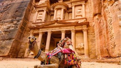 البترا تواجه انخفاضا حادا في أعداد زوارها الأجانب...