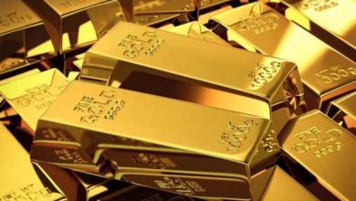 الذهب يتراجع بفعل صعود الدولار وانحسار مخاوف بشأن الرسوم الجمركية