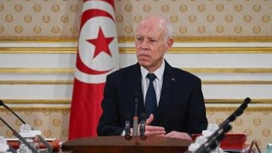الرئيس التونسي يصدر قرارا بشأن أندية دوري المحترفين