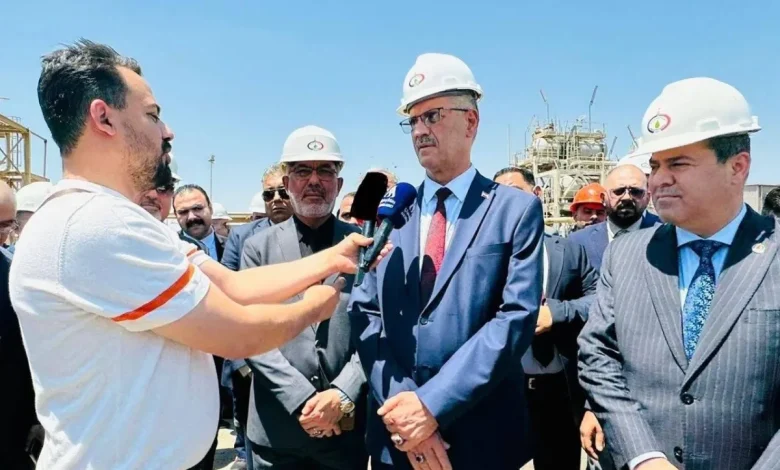 العراق يفتتح أول محطة لإنتاج الكهرباء بالطاقة الشمسية نهاية العام