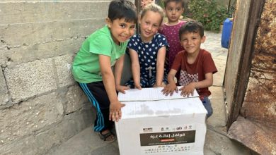 «الكويت بجانبكم»... علامة مضيئة في سجل بلد الإنسانية