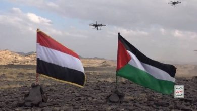 اليمن تقصف هدفًا عسكريًا في النقب وميناء "إيلات"