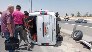 انقلاب ميكروباص بسبب السرعة الزائدة يصيب 8 أشخاص بطريق مصر الفيوم
