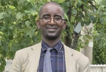 بالفيديو.. باحث كندي يشيد بأفكار ومبادئ “رسالة السلام” ومؤسسها المفكر العربي علي الشرفاء