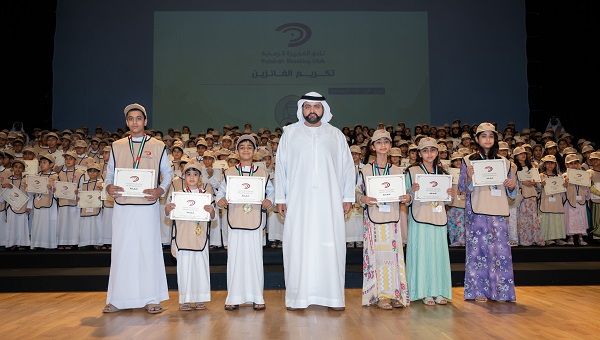 بالفيديو والصور.. ولي عهد الفجيرة يشهد ختام الدورة الصيفية الـ4 للناشئين بنادي الرماية ويشيد بأهدافها