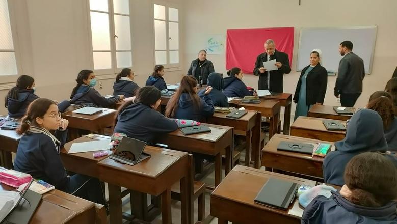 بدء التقديم للصف الأول الثانوي العام والفني للعام الدراسي المقبل