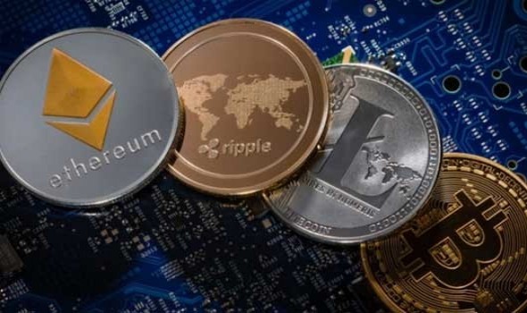 تباين أسعار العملات الرقمية و