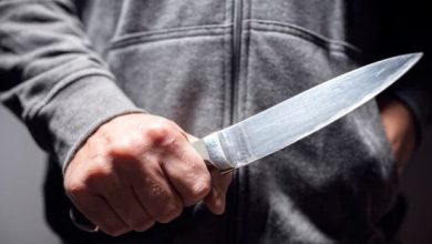 تحقيقات موسعة مع متهم طعن زوجته داخل محكمة الدخيلة بسبب قضية خلع والنيابة تطلب التحريات
