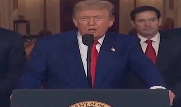 ترامب يلمّح أن طهران ترغب في التفاوض ومستعد إلى إمكانية لقاء ممثلين عن إيران "إذا لزم الأمر"
