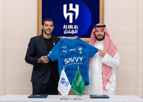 ثيو هيرنانديز: مستوى الهلال مثل الأندية الأوروبية