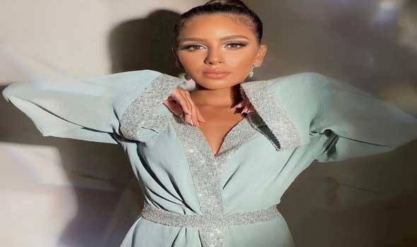 جميلة عوض تنهي غيابها عن السينما بثلاثة أعمال دفعة واحدة