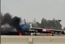 حادث مروع بين 3 سيارات نقل واشتعال النيران في إحداها بطريق إسكندرية الصحراوي
