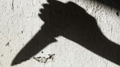 خلافات زوجية تتحول لجريمة بشعة.. زوجة تستعين بأقاربها وتُحدث 80 غرزة في جسد زوجها بالمحلة