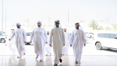 خليفة بن طحنون بن محمد يقدم واجب العزاء في وفاة سهيل الخزع محمد العامري