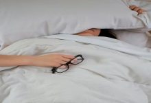 دراسة تكشف أن القيلولة الطويلة والمتكررة بعد الظهر قد تزيد من خطر الوفاة لدى كبار السن