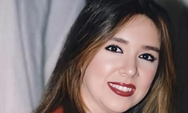 دينا عبد الله: الطفلة المعجزة التي تربّت في حضن الكبار.. وتشتاق للكاميرا من جديد