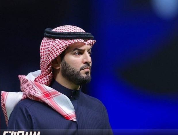 رئيس الهلال يذرف الدموع بعد الفوز التاريخي على مانشستر سيتي