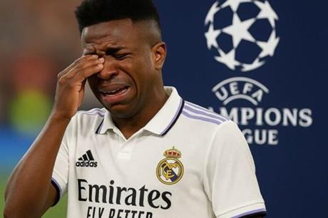 ريال مدريد يرفض مساواة فينيسيوس مع مبابي