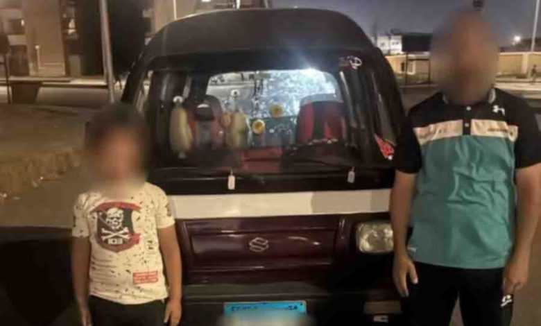 طفل يقود سيارة بأكتوبر ووالده متهم بالإهمال.. والأمن يضبطهما بعد تداول الفيديو