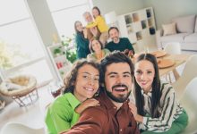 عبارات ملهمة تعزز العلاقات الاجتماعية