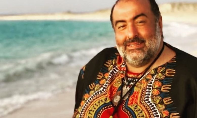 عشرة عمري.. هيوحشني إنك تطمن عليا: كلمات مؤثرة من نساء في حياة سامح عبد العزيز