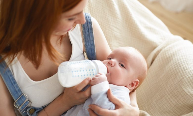 علامات فرط التغذية عند الرضع وكيف يمكن الوقاية منها؟