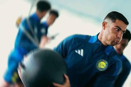 كريستيانو رونالدو يهدد بمغادرة معسكر النصر في النمسا