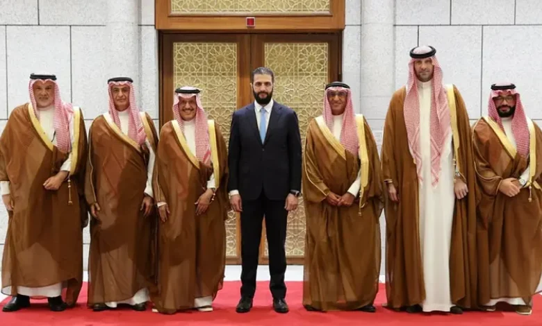 لبحث التعاون الاقتصادي.. وفد استثماري سعودي يلتقي الرئيس السوري