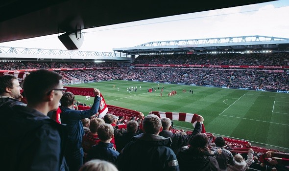ليفربول يضم موهبة مصرية جديدة كريم أحمد يوقع عقده الأول