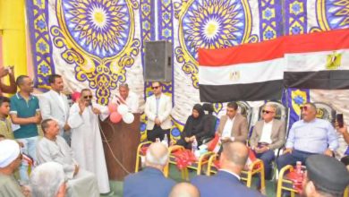 محافظ الأقصر يشهد مؤتمرا شعبيا لأهالي قرية العضايمة للإعلان عن استكمال عدد من المشروعات