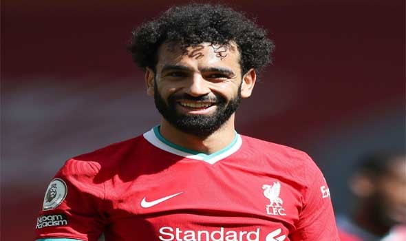 محمد صلاح وأشرف حكيمى في صراع مشتعل علي الكرة الذهبية الأفريقية