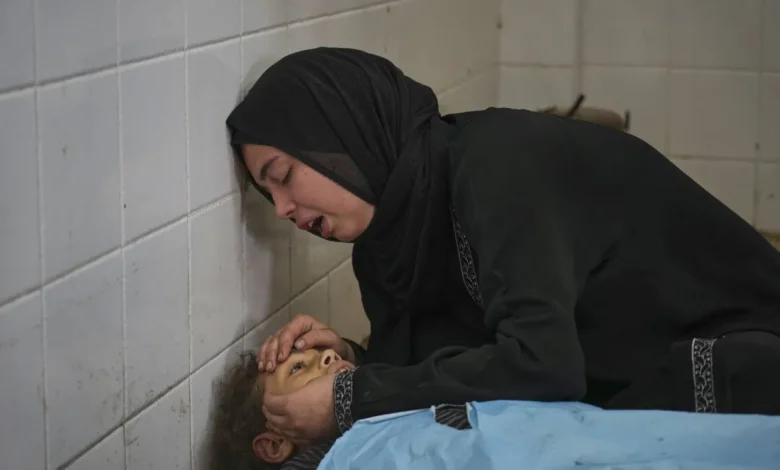 مقتل 16 فلسطينياً في قصف إسرائيلي متواصل على غزة