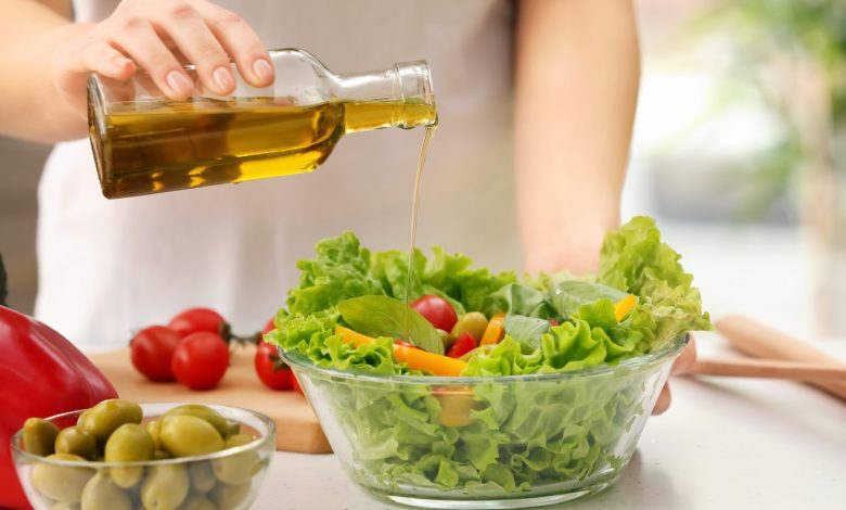 ملعقة يومياً من زيت الزيتون تحمي الحامل من هذه الأمراض