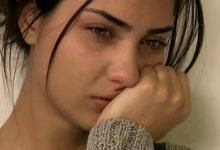من ينصف النساء من العنف والإضطهاد الواقع عليهن في حياتهن العامة والخاصة...؟