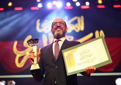مهرجان المسرح المصري.. أشرف عبد الباقي: بدأت من المسرح المدرسي.. وأهدي التكريم لزوجتي